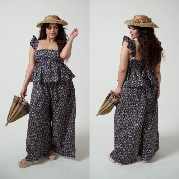 Selkie Pants - Selkie Garden Song Weekender Floral Ruffle Jumpsuit Black Pink Large NWT